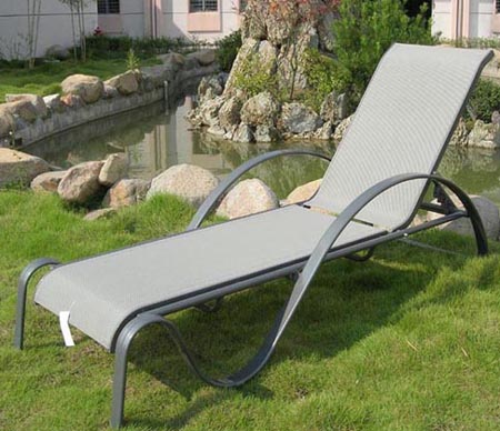 Aluminum stacking sun bed
